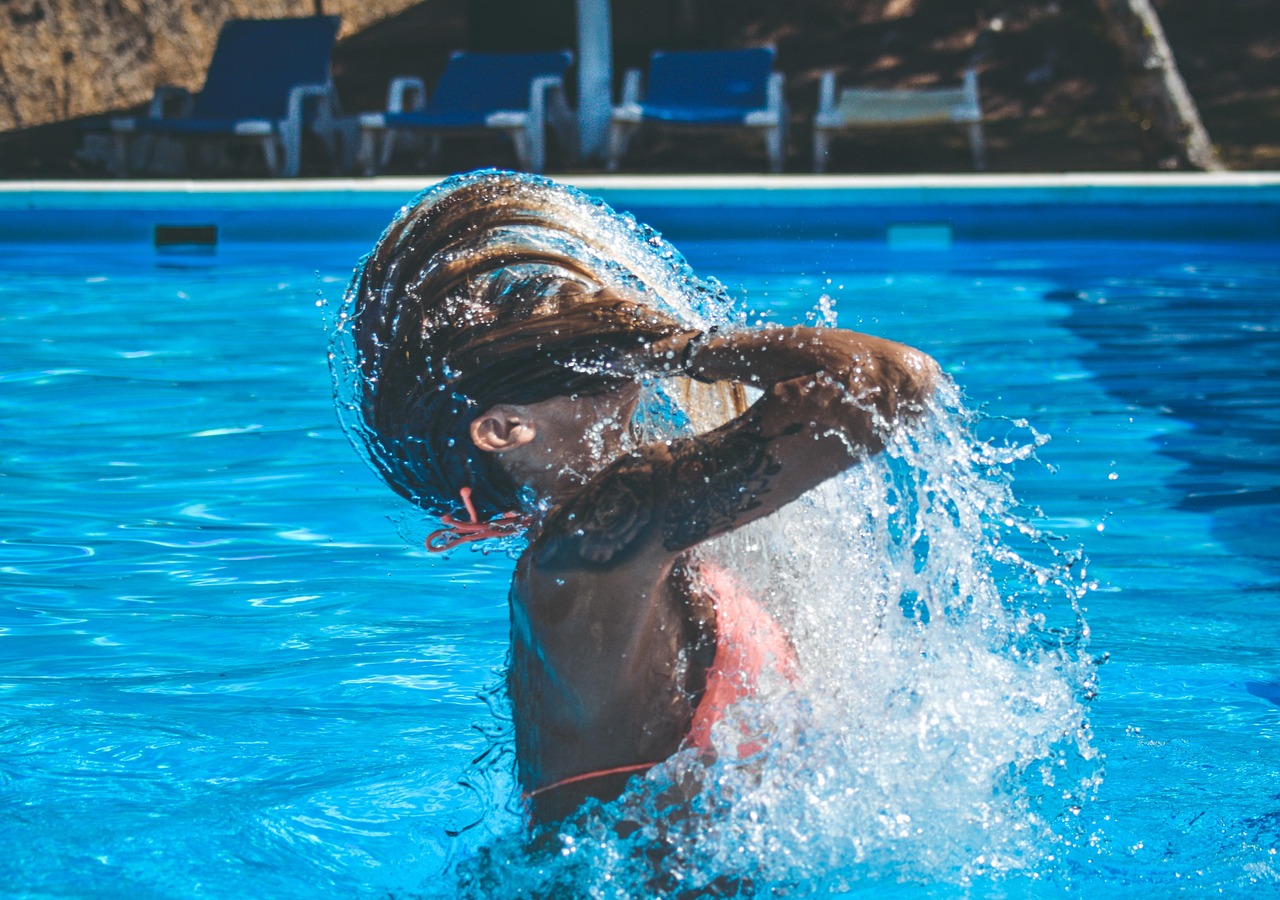 Costumi da bagno estivi: SwimShader è la scelta economica e originale per l'estate [Guida Pratica]
